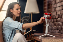 Load image into Gallery viewer, ZHIYUN-SMOOTH-Q4 3 Axis Mobile/ Smartphone Gimbal (COMBO PACK) - Zhiyun Australia