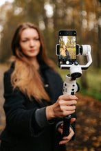 Load image into Gallery viewer, Zhiyun Smooth 5S Professional Smartphone Gimbal - WHITE COMBO - Zhiyun Australia